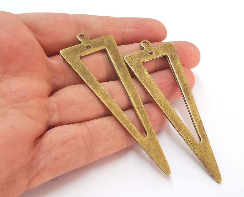 2 Triangle charms Antique bronze plated charms (81x30mm) G25034