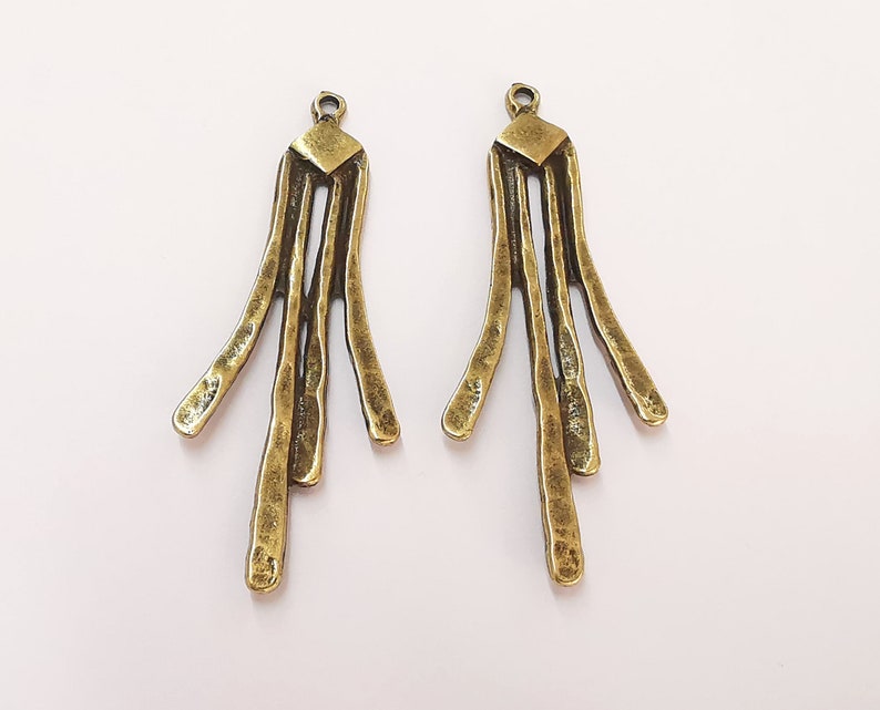 2 Hammered charms Antique bronze plated charms (69x27mm) G25036