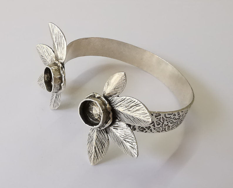 Leaves bracelet brass cuff blank bezel Glass cabochon base Adjustable Antique silver plated (10mm ) G25300