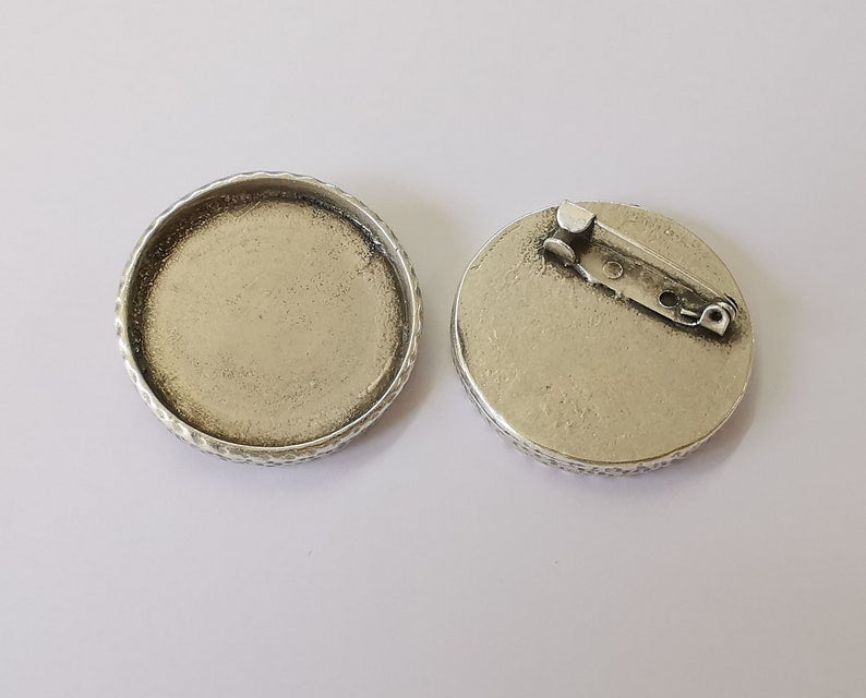 Hammered brooch holders Pin brooch Blanks Brooch Bezel Antique silver plated brooch Pin findings (35mm Bezel size) G25302