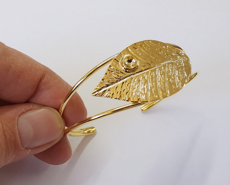 Veined leaf bracelet base blanks Cuff blanks Adjustable bracelet Shiny Gold Plated Brass (5mm Blanks ) G25056