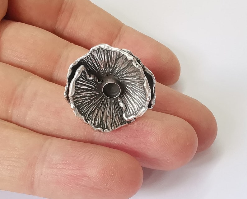 Flower leaf ring setting blank Cabochon base ring mounting Adjustable ring base bezel (5 mm) Antique Silver Plated Brass G24879