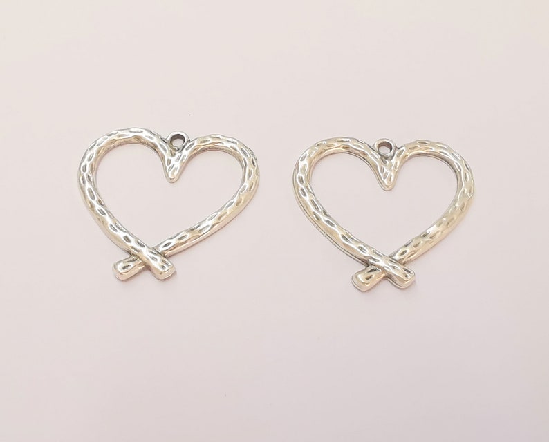 2 Heart charms Antique silver plated charms (33x32mm) G25087