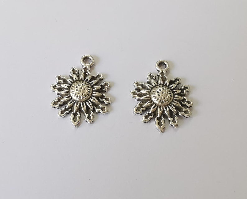 2 Sun charms Antique silver plated charms (28x21mm) G25371