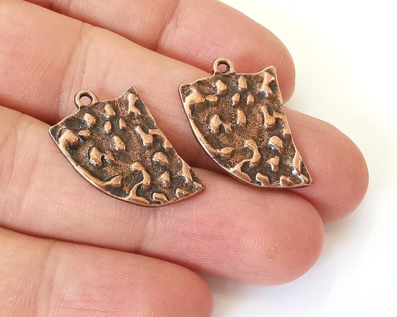 4 Organic charms Antique copper plated charms (25x17mm) G25124