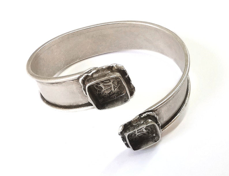 Band bracelet cuff blank bezel Glass cabochon base Adjustable antique silver plated brass (11x11mm ) G25385