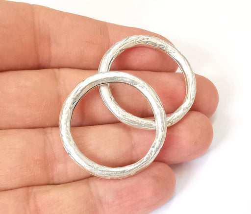 4 Silver circle findings hoop Antique silver plated circle findings (32 mm) G25153