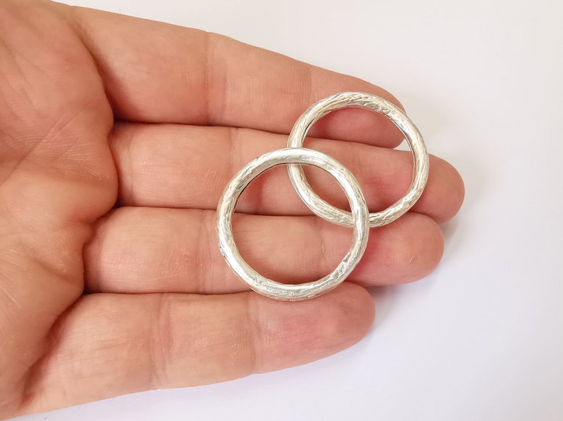 4 Silver circle findings hoop Antique silver plated circle findings (32 mm) G25153