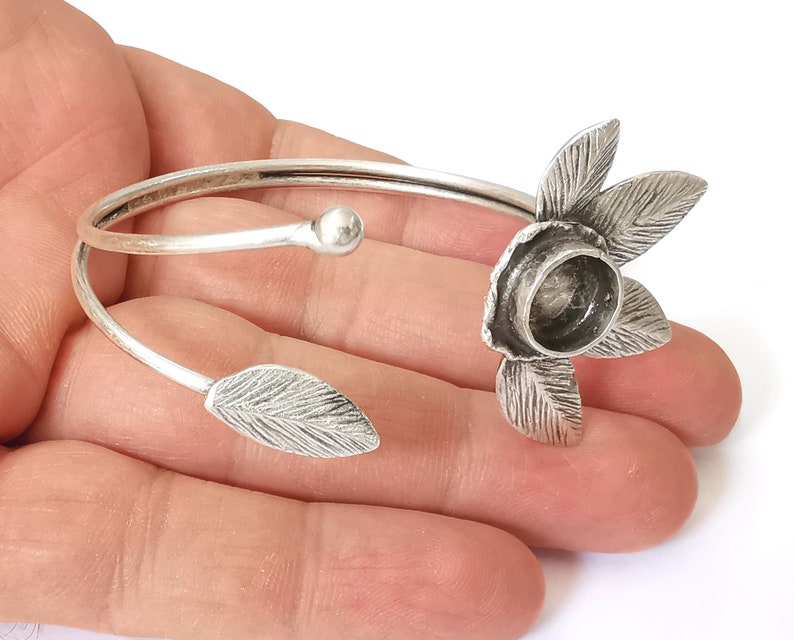 Leaf bracelet brass cuff blank bezel Glass cabochon base Adjustable antique silver plated brass (10 mm Blank ) G25188