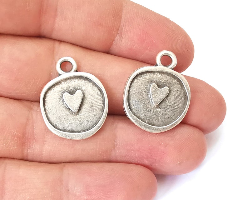 2 Heart charm Antique silver plated charm (25x20mm) G25200