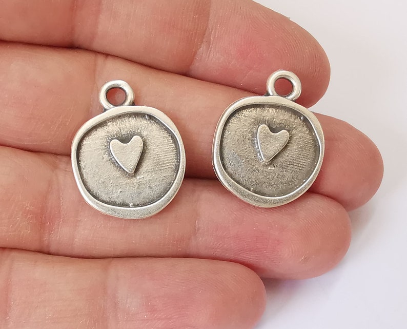 2 Heart charm Antique silver plated charm (25x20mm) G25200