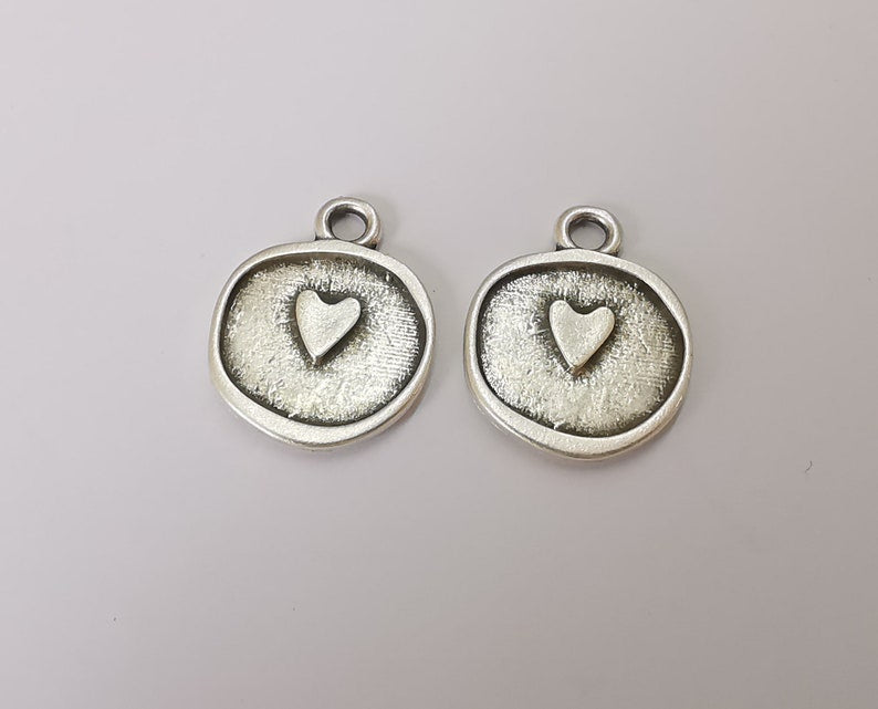 2 Heart charm Antique silver plated charm (25x20mm) G25200