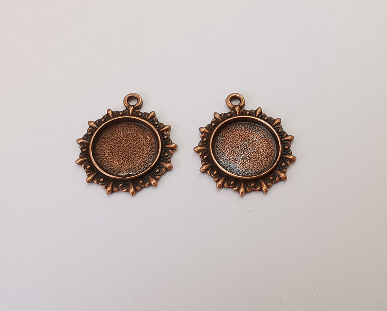 2 Frame pendant blank Antique copper plated pendant (28x24mm) (16mm Blank Size) G25407