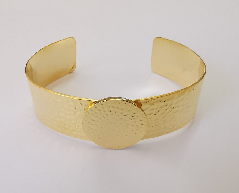 Bracelet blank Cuff glass cabochon base Hammered adjustable Shiny gold plated (25mm ) G25429