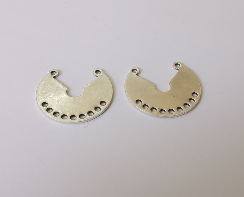 2 Circle multi hole connector brass charms Antique Silver Plated Brass Findings (23x21mm) G25453