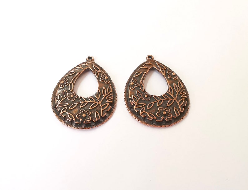 2 Drop Flower Connector Charms with ten holes Antique Copper Plated Charms (43x32mm) G25237