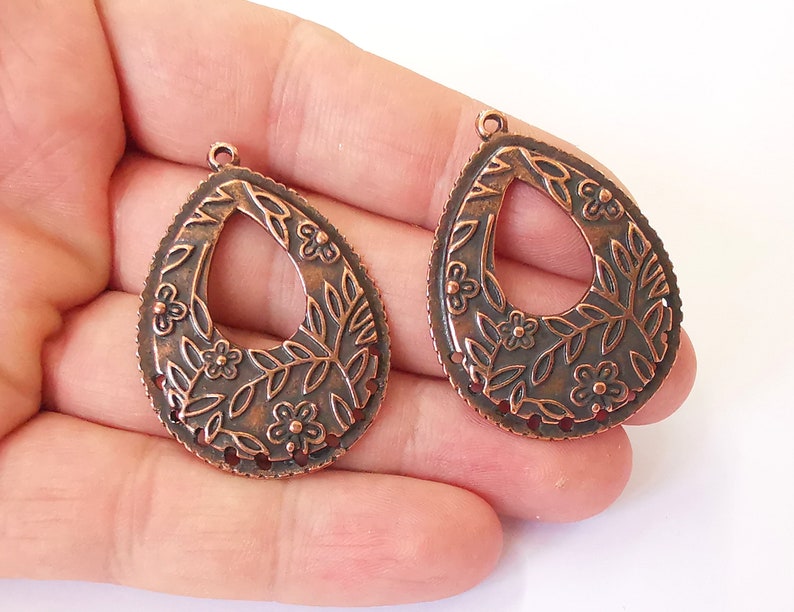 2 Drop Flower Connector Charms with ten holes Antique Copper Plated Charms (43x32mm) G25237