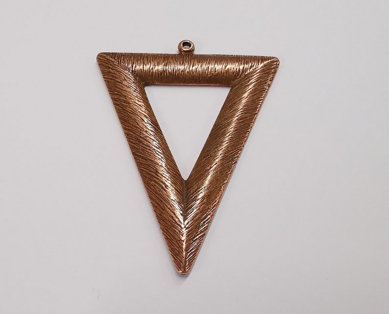 Brushed triangle pendant Antique copper plated pendant (76x58mm) G25246