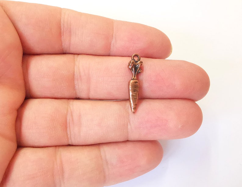 10 Carrot Charms Antique Copper Plated Charms (24x6mm) G25250