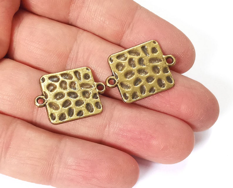 4 Hammered connector charms double sided Antique bronze plated charms (25x18mm) G25268