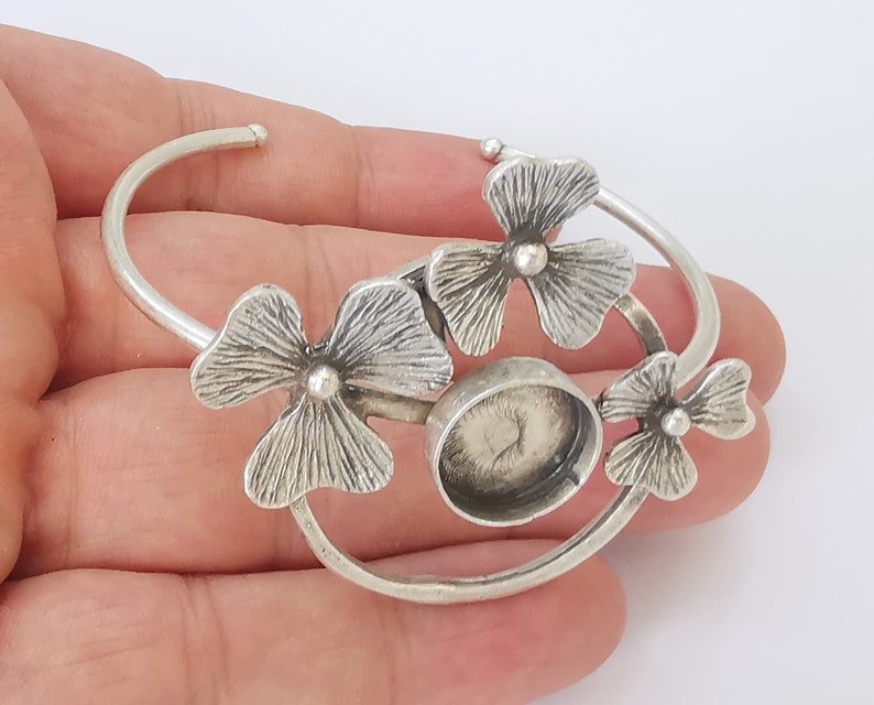 Flowers bracelet brass cuff blank bezel Glass cabochon base Adjustable Antique Silver plated (14mm ) G25545