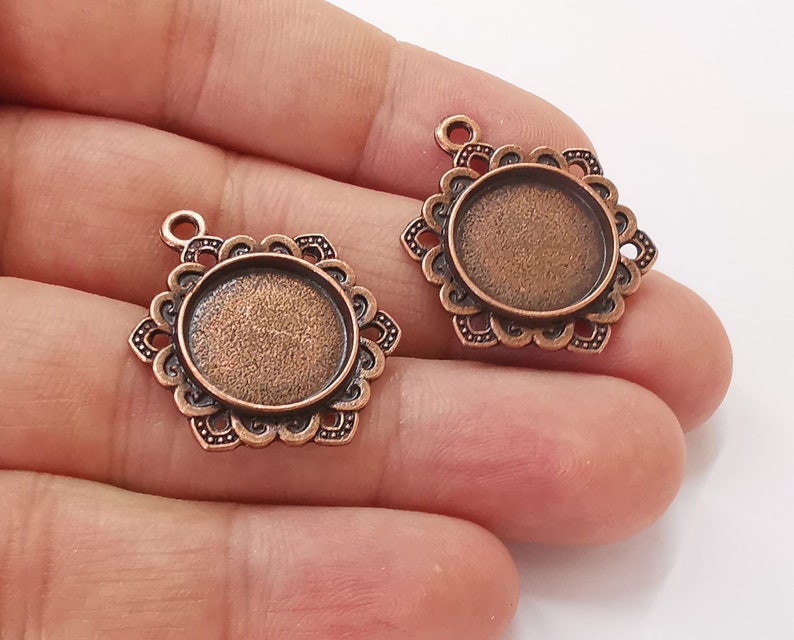 2 Flowers frame charms pendant blank bezel Antique copper plated pendant (30x23mm) (16mm Blank Size) G25546