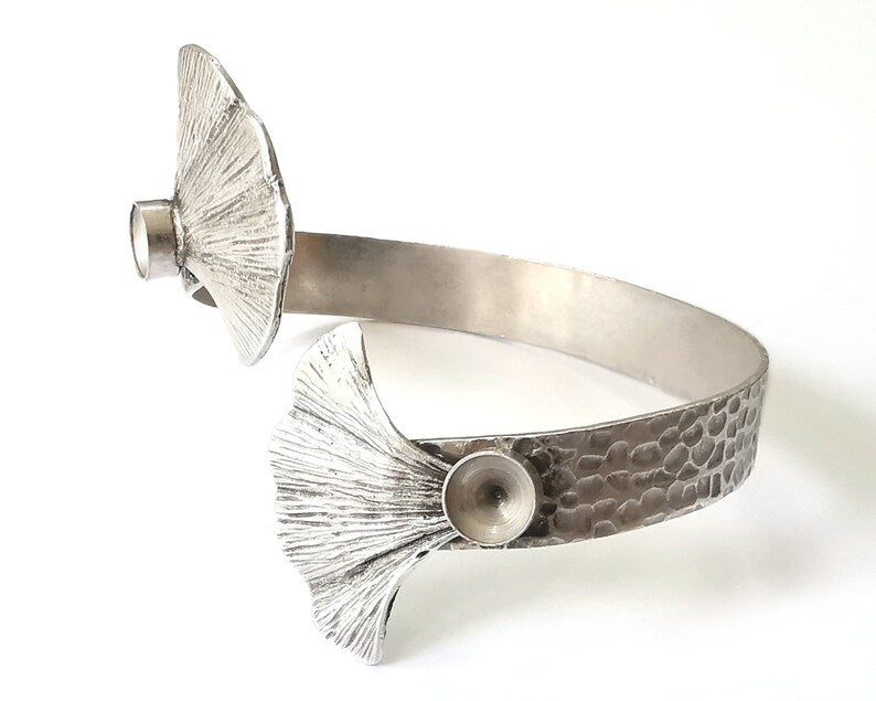 Ginkgo leaves branch bracelet brass cuff blank bezel Glass cabochon base Adjustable antique silver (8mm ) G25297