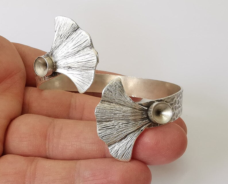 Ginkgo leaves branch bracelet brass cuff blank bezel Glass cabochon base Adjustable antique silver (8mm ) G25297
