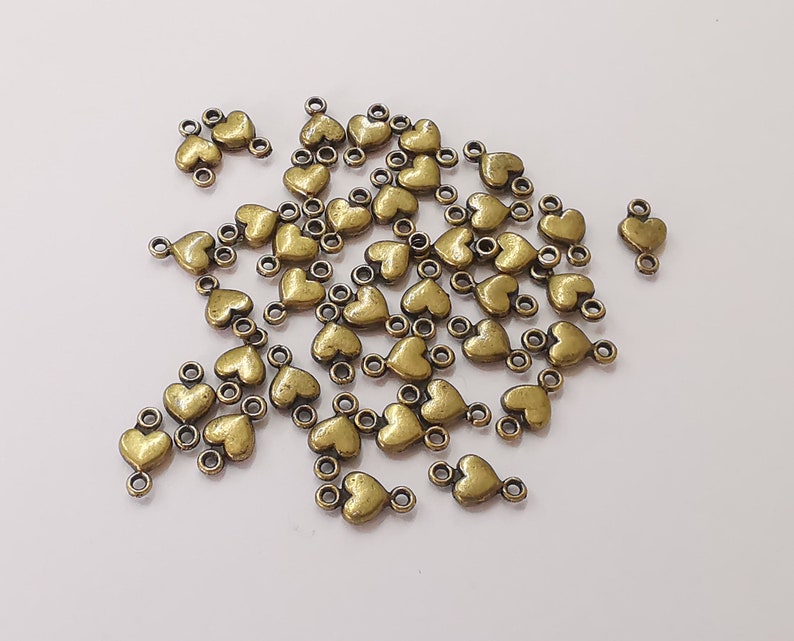 20 Heart connector charms Antique bronze plated charms (10x5mm) G25607