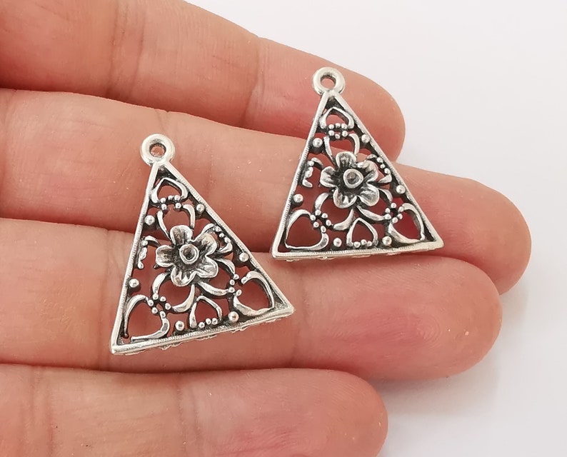 4 Flower triangle charms Antique silver plated charms (28x24mm) G25623