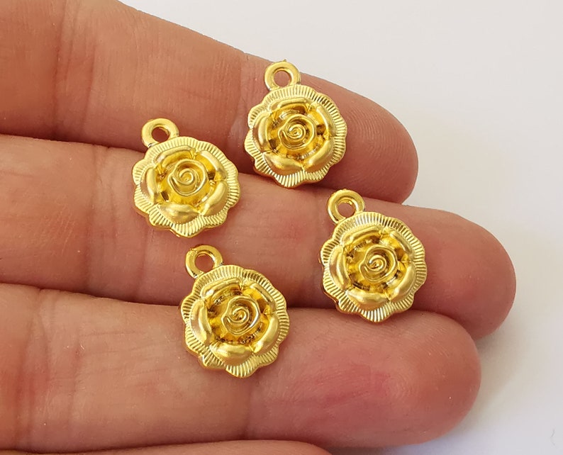 4 Rose flower charms Gold plated charms (17x13mm) G25333