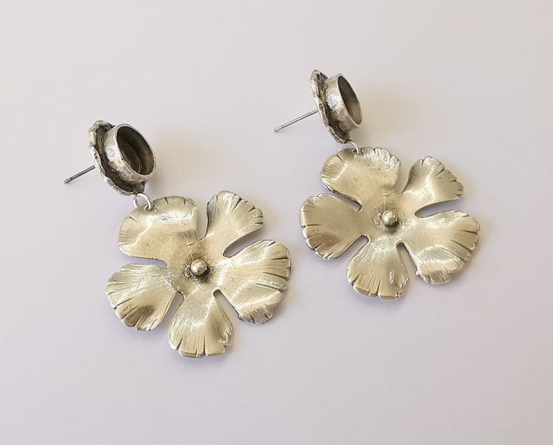 Flower dangle earring Stud Base Earring posts Antique silver plated brass earring bezel blank settings 1 pair (10mm blank) G25336