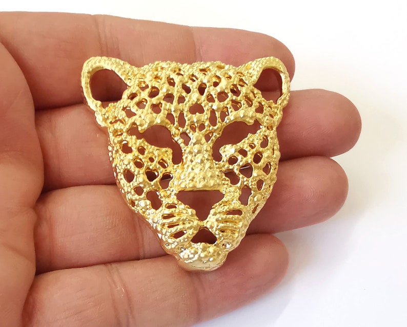 Cheetah Pendant Gold Plated Pendant (50x49mm) G25361