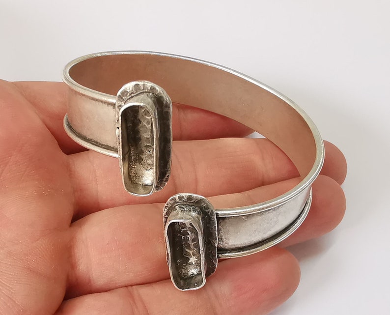 Band bracelet cuff blank bezel Glass cabochon base Adjustable antique silver plated brass (20x6mm) G25372