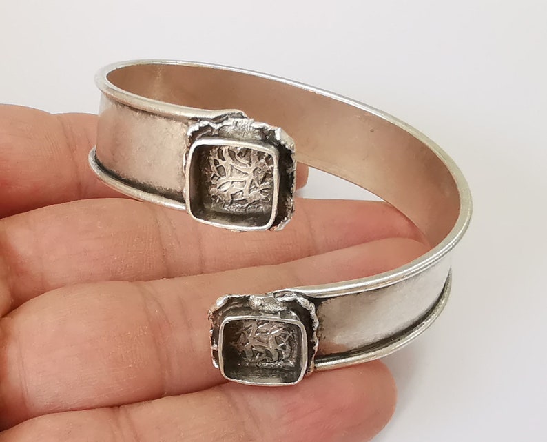 Band bracelet cuff blank bezel Glass cabochon base Adjustable antique silver plated brass (11x11mm ) G25385