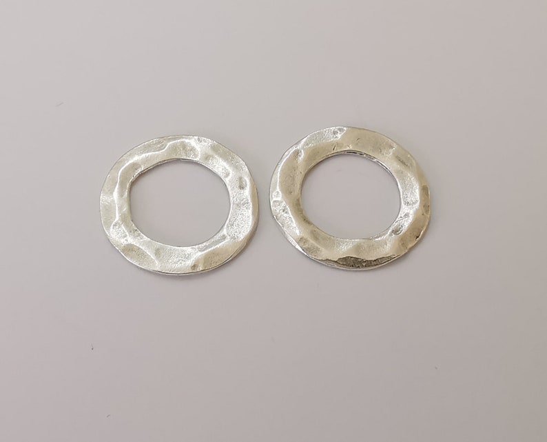 5 Silver hammered circle disc connector findings (Both side same) Antique Silver Plated Circle (24 mm) G25653