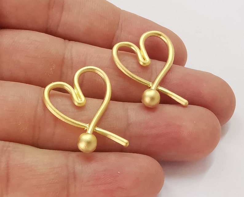 2 Heart charms Gold plated charms (27x21mm) G25683