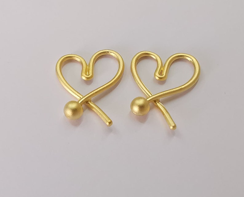 2 Heart charms Gold plated charms (27x21mm) G25683