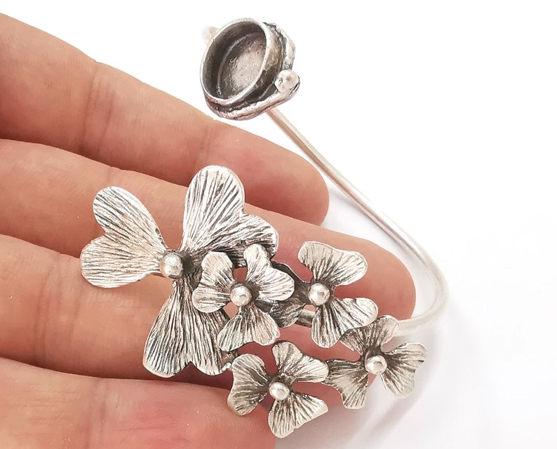 Flowers bracelet brass cuff blank bezel Glass cabochon base Adjustable Antique Silver plated (10mm ) G25534
