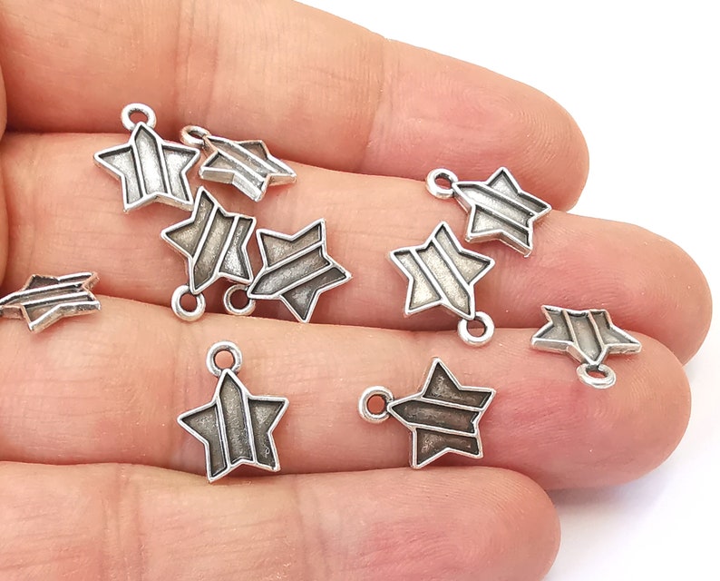 10 Star charms Antique silver plated charms (14x12mm) G25425