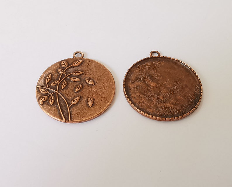 2 Flower pendant blank Antique copper plated pendant (41x37mm) (35mm Blank Size) G25422
