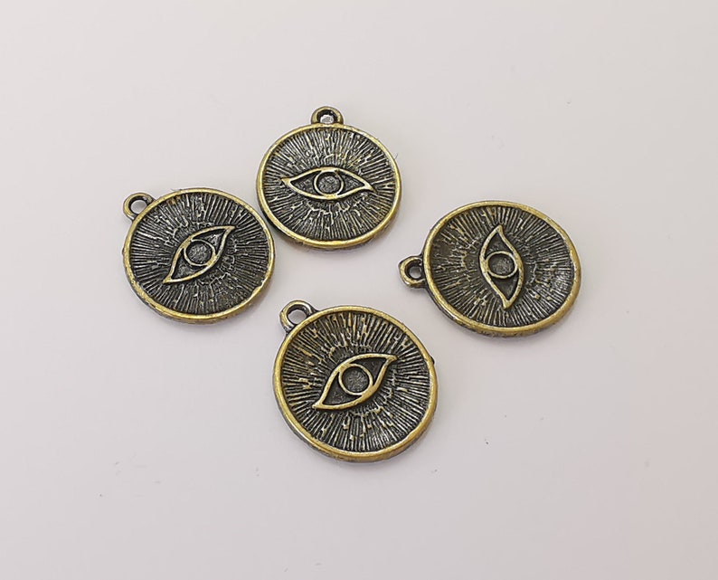 6 Round eye charm Antique bronze plated charms (20x17mm) G25709