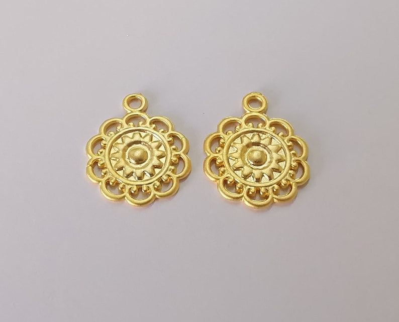 2 Sun Gold charms Gold plated charms (25x20mm) G25506