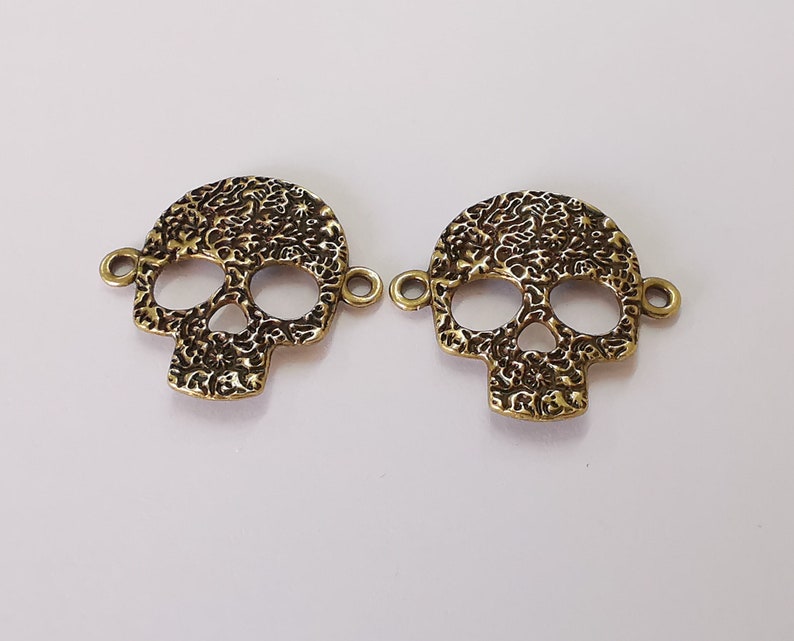 2 Skull charms connector Antique bronze plated charms (32x30mm) G25509