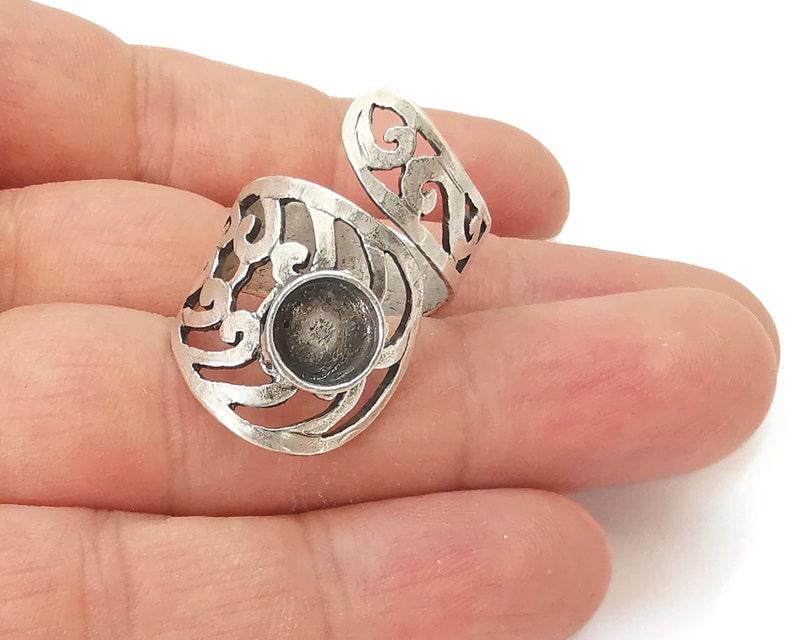 Silver ring blank base bezel settings cabochon base mountings adjustable (8mm Blank) , Antique Silver Plated Brass G25538