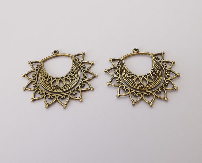 2 Ethnic charms Antique bronze plated charms (42x40mm) G25537