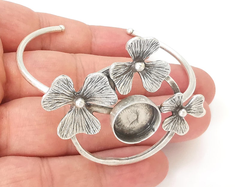 Flowers bracelet brass cuff blank bezel Glass cabochon base Adjustable Antique Silver plated (14mm ) G25545