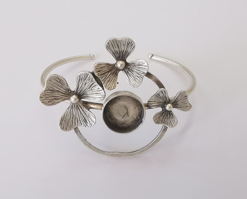 Flowers bracelet brass cuff blank bezel Glass cabochon base Adjustable Antique Silver plated (14mm ) G25545