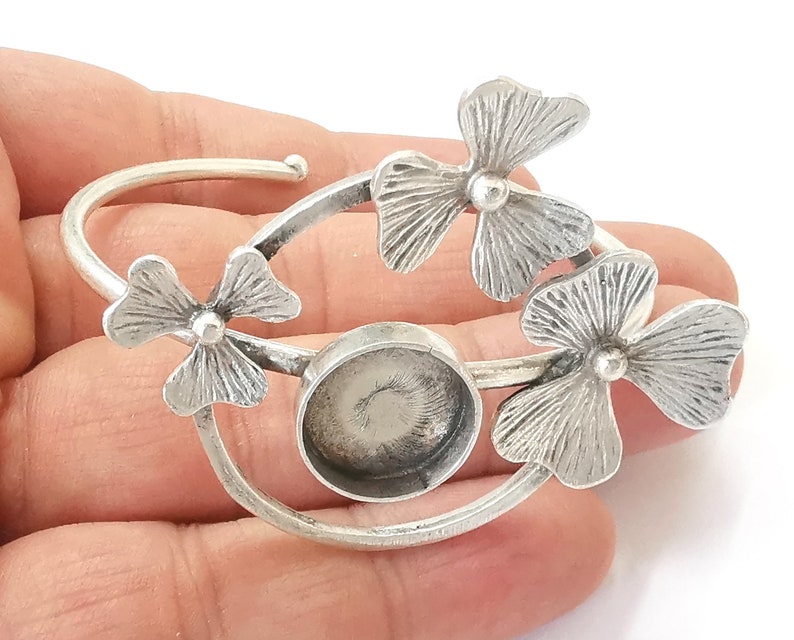 Flowers bracelet brass cuff blank bezel Glass cabochon base Adjustable Antique Silver plated (14mm ) G25560