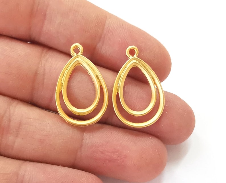 2 Drop charms Gold plated charms (27x17mm) G25760